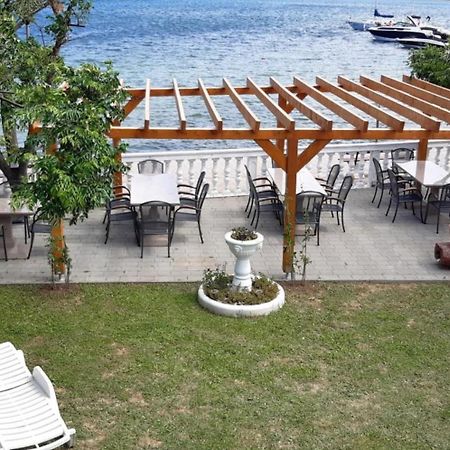 Apartments Gurman Supetarska Draga Extérieur photo