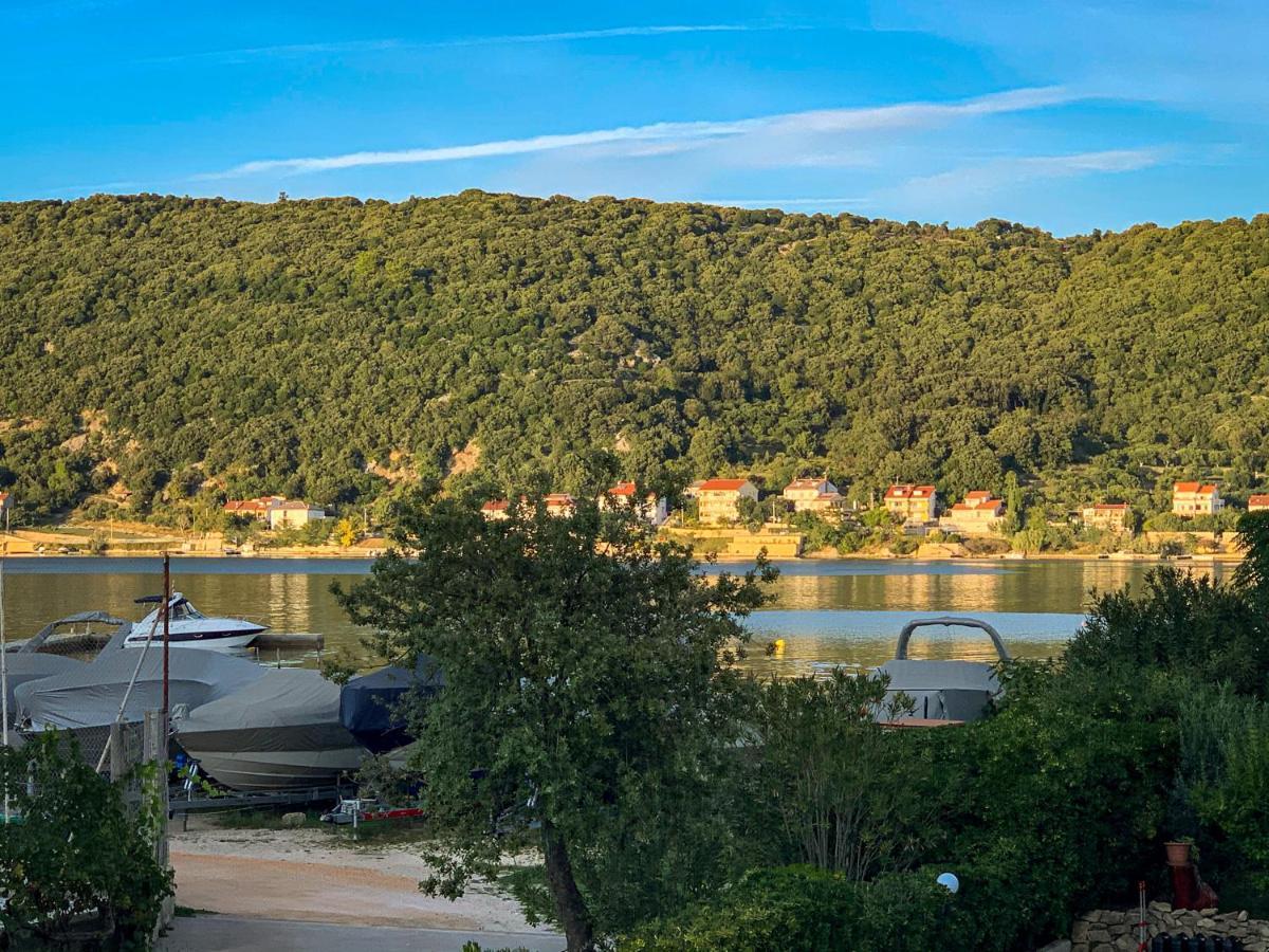 Apartments Gurman Supetarska Draga Extérieur photo