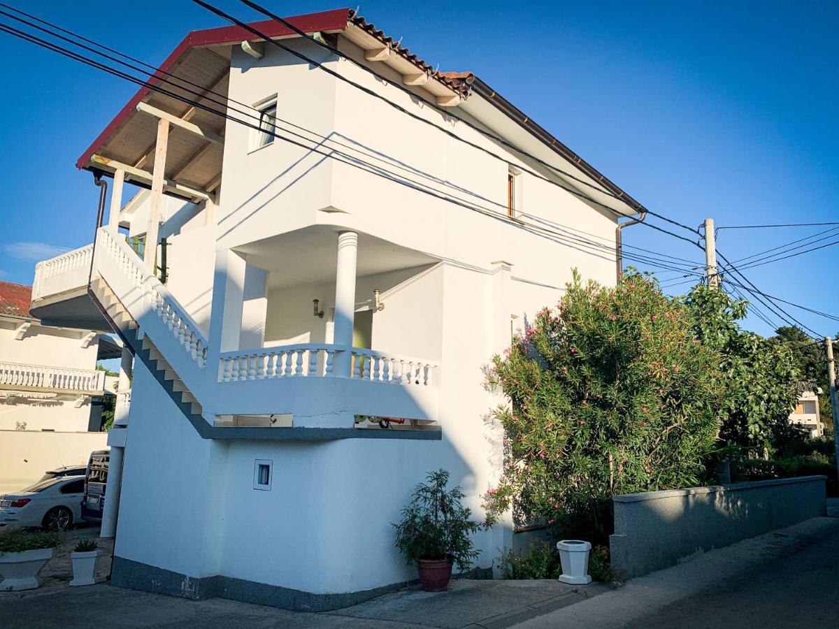 Apartments Gurman Supetarska Draga Extérieur photo