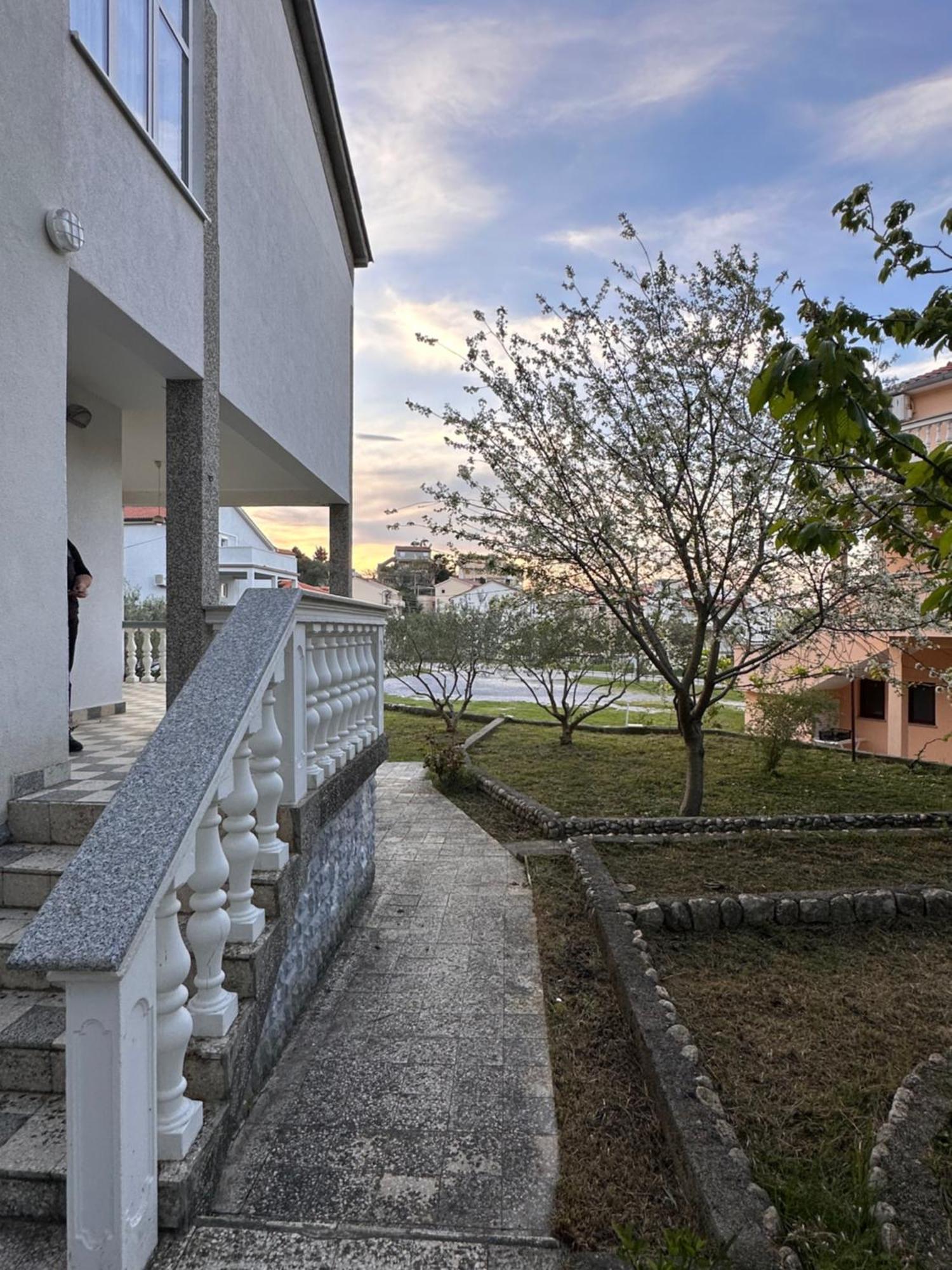 Apartments Gurman Supetarska Draga Extérieur photo