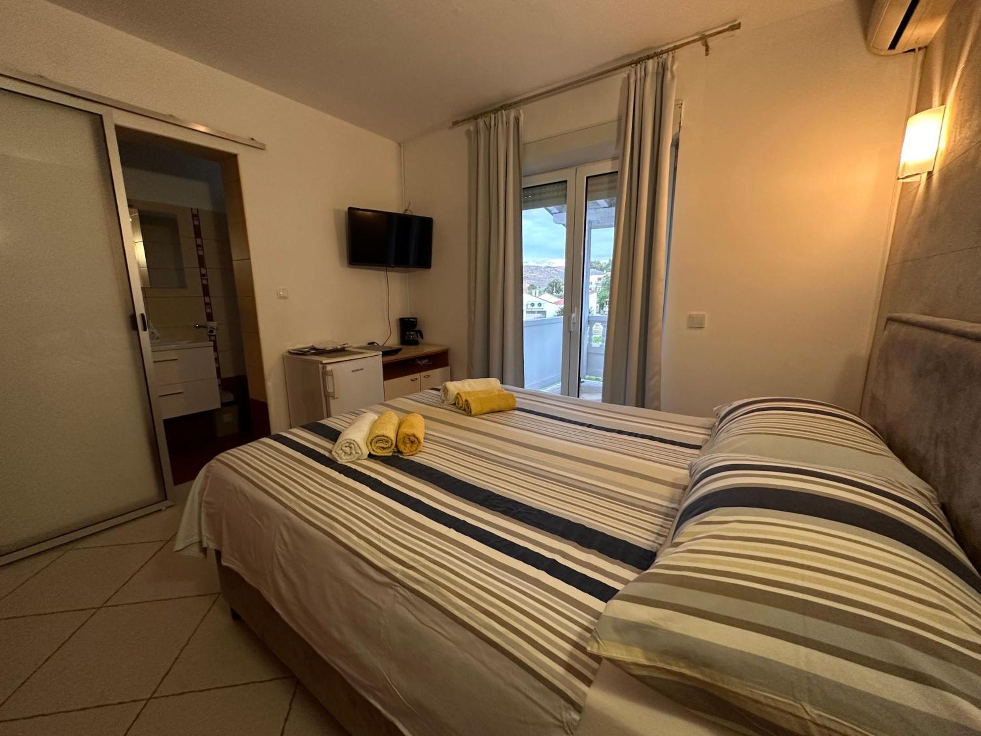 Apartments Gurman Supetarska Draga Extérieur photo